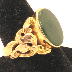14K Yellow Gold Ornate Ring with Oval Jade  CR0260