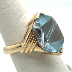 14K Yellow Gold Ring with Fancy Cut Pentagonal Light Blue Stone   CR0286