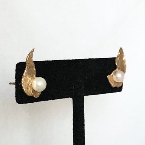 14K Yellow Gold Pearl Leaf Earrings   CE0108
