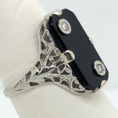 18K White Gold Filigree Ring with Black Onyx with Diamonds  CR0289
