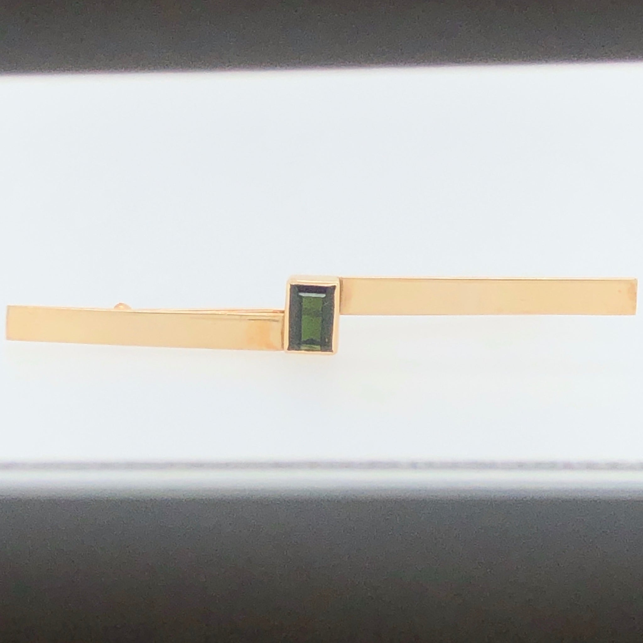 14K Yellow Gold Long Bar Pin with Green Stone (Believed to be Tourmaline)  CP0022