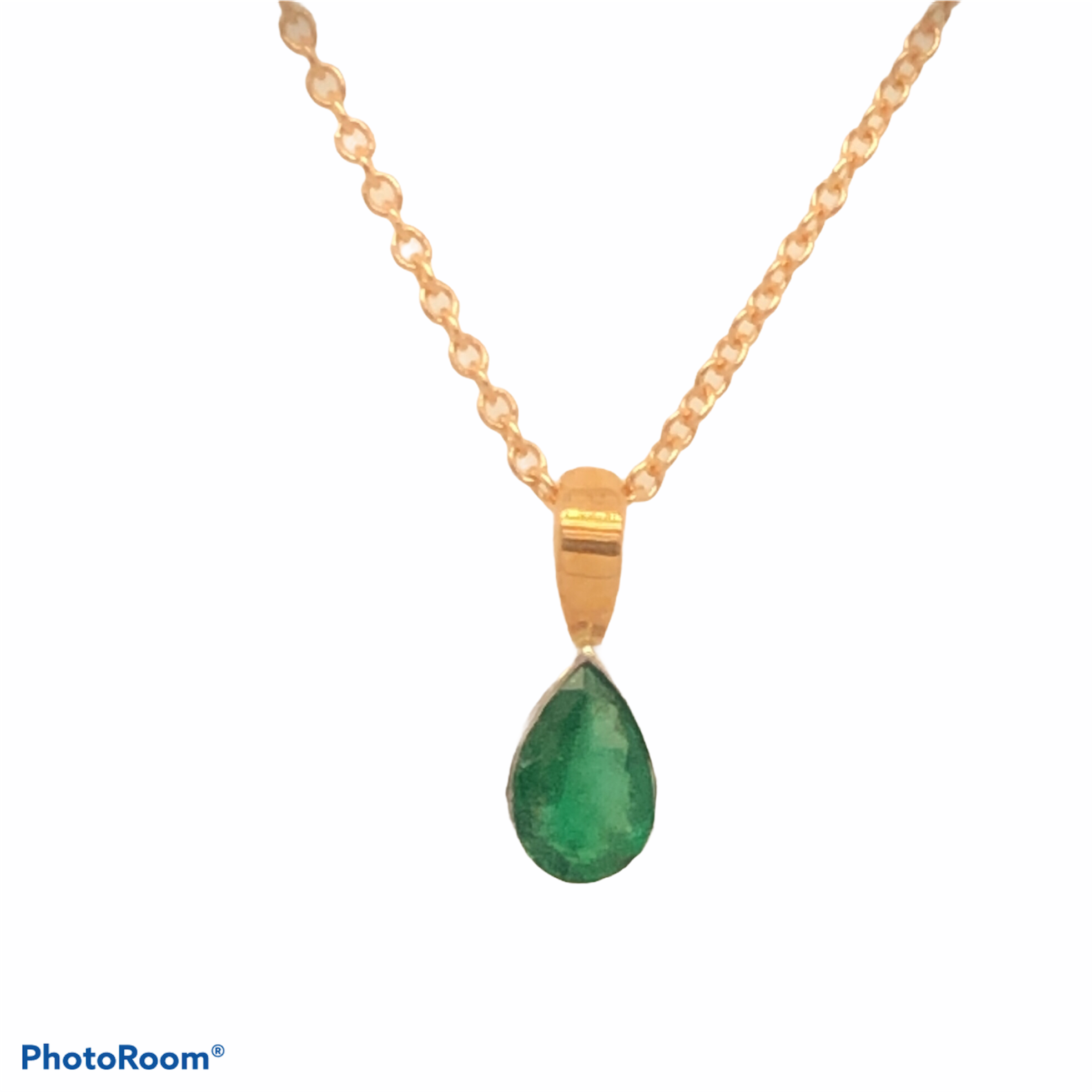 14K Yellow Gold Bezel Set Pear Shaped Emerald Necklace  CN0066