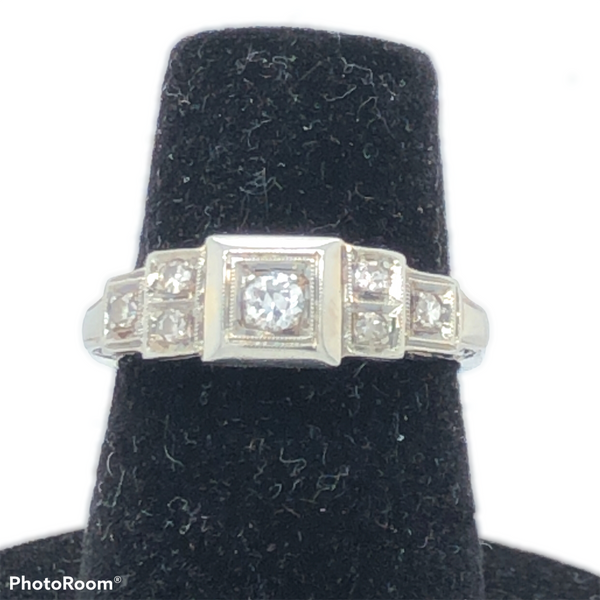 Vintage 18K White Gold Diamond Ring  SI0074