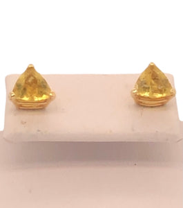 14K Yellow Gold Triangular Citrine Stud Earrings  CE0159