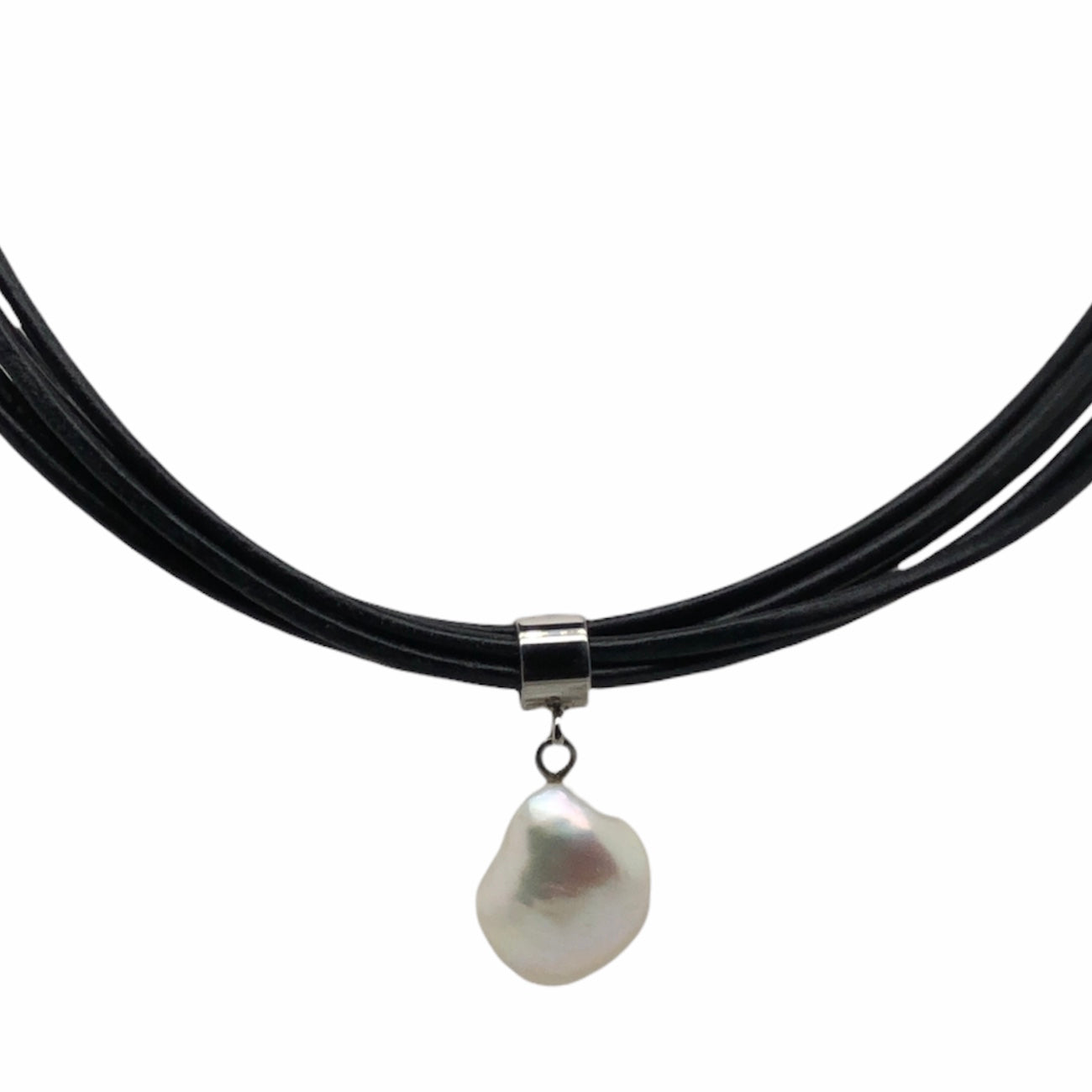Ikecho FWP Baroque Pearl Leather Necklace  CN0075